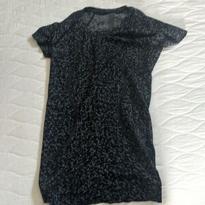 Lululemon Swiftly Short Sleeve